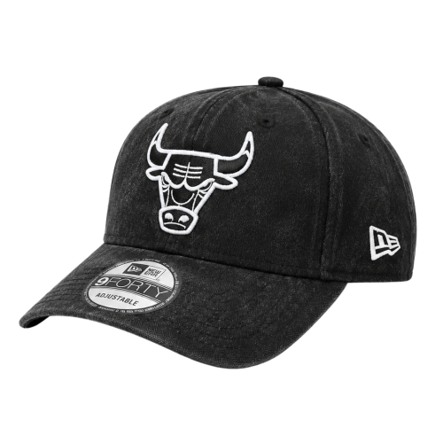 Chicago Bulls Washed Black 9FORTY Adjustable Cap